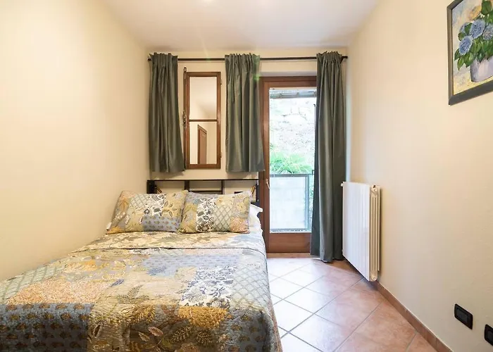 Ferienhaus View, Pool, Near Beach, Pinball, Darts Arcade Laveno-Mombello