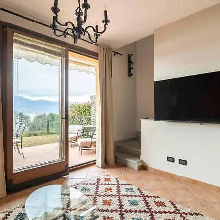 View, Pool, Near Beach, Pinball, Darts Arcade Laveno-Mombello