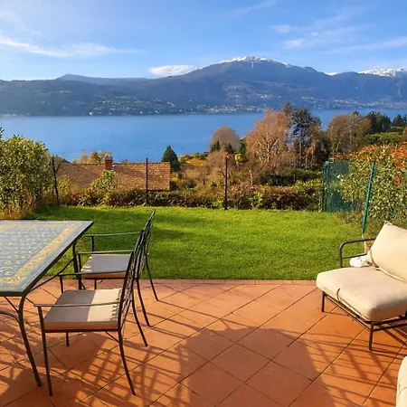View, Pool, Near Beach, Pinball, Darts Arcade * Laveno-Mombello