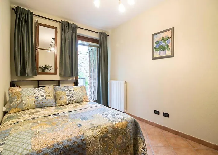 View, Pool, Near Beach, Pinball, Darts Arcade 펜션 라베노-몸벨로