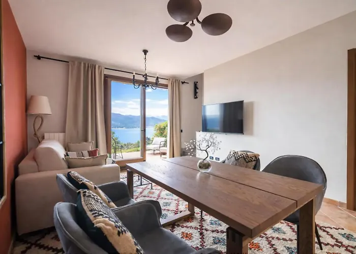 View, Pool, Near Beach, Pinball, Darts Arcade